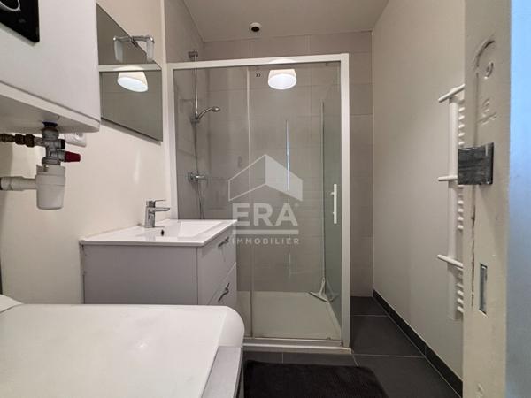 Appartement Rénové - hypercentre - 51 m² de 3 pièces - entièrement meublé