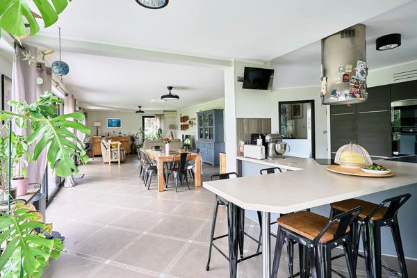 Vente Maison de luxe Halluin 9 Pièces 205 m²