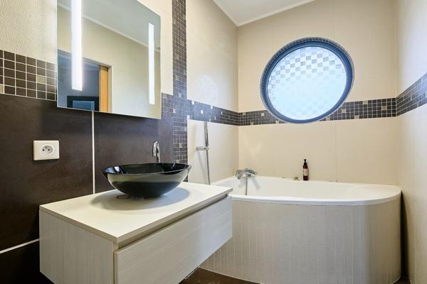 Vente Maison de luxe Halluin 9 Pièces 205 m²