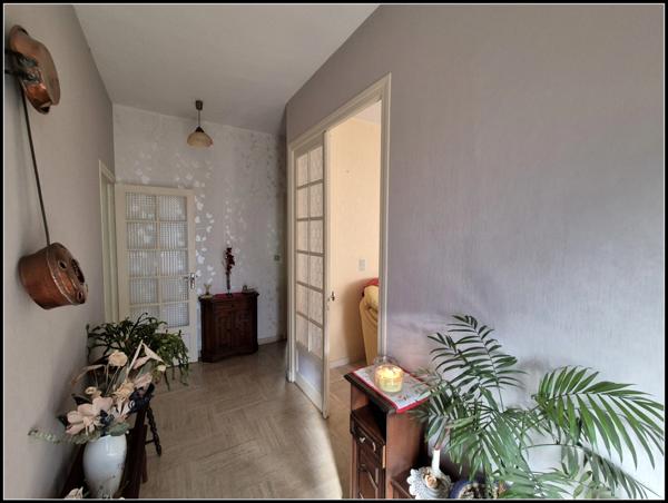 À vendre – Maison de plain-pied avec 4 chambres, jardin et dépendance – CONDOM (32100)
