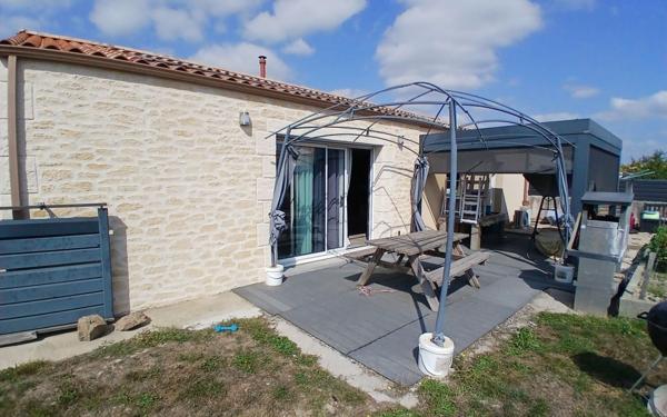 Maison à vendre    5 pièces •  Les Landes-Genusson