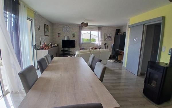 Maison à vendre    5 pièces •  Les Landes-Genusson