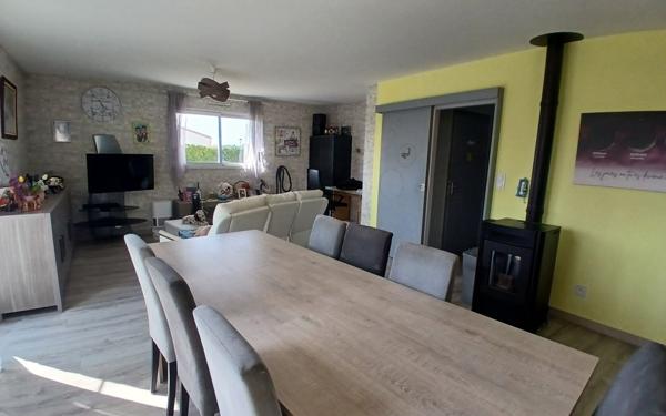 Maison à vendre    5 pièces •  Les Landes-Genusson