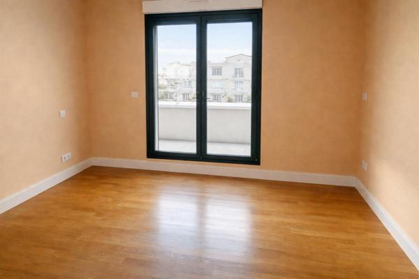 Appartement d'exception avec vue sur la Vézère - Centre-ville de Terrasson-Lavilledieu (24120) 5 pièce(s) 116 m2