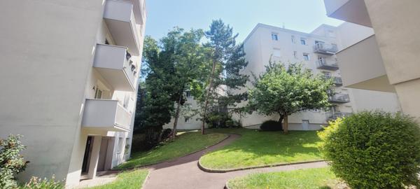 Appartement Bry Sur Marne 3 pièce(s) 67.13 m2
