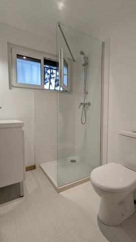 A LOUER - Studio meublé - Proche Campus 1 et Institut Lemonnier