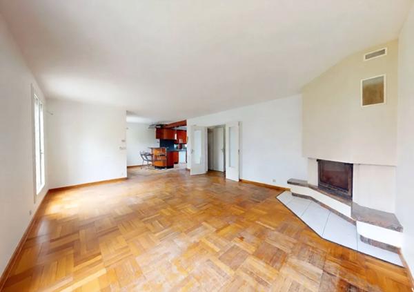 Maison Brie Compte Robert