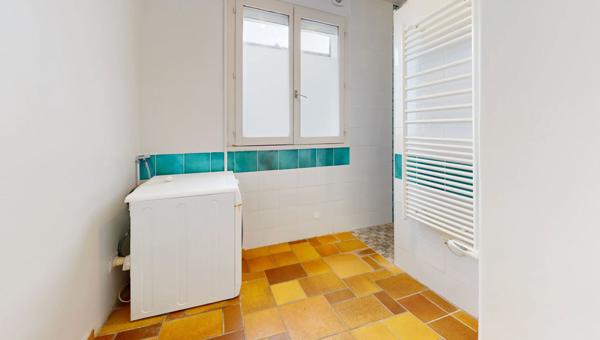 Maison Brie Compte Robert