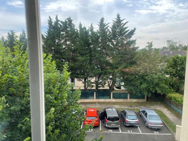 Parking + appartement