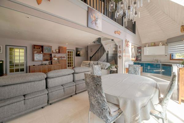 NOUVEAUTE EXCLUSIVITE !! Maison BOURGBARRE 6 pièces - Terrain SUD 4700 m² sans vis à vis