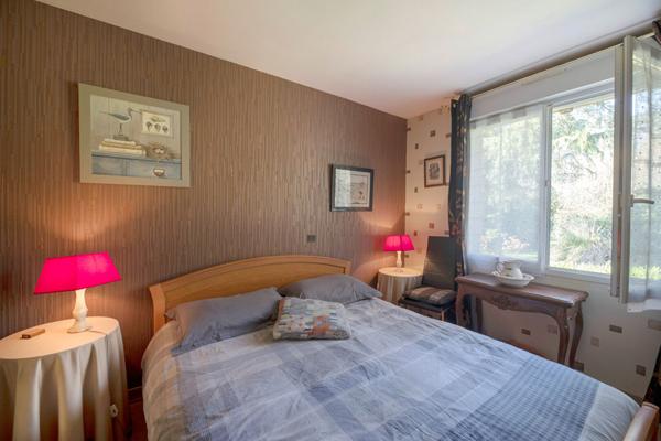 NOUVEAUTE EXCLUSIVITE !! Maison BOURGBARRE 6 pièces - Terrain SUD 4700 m² sans vis à vis