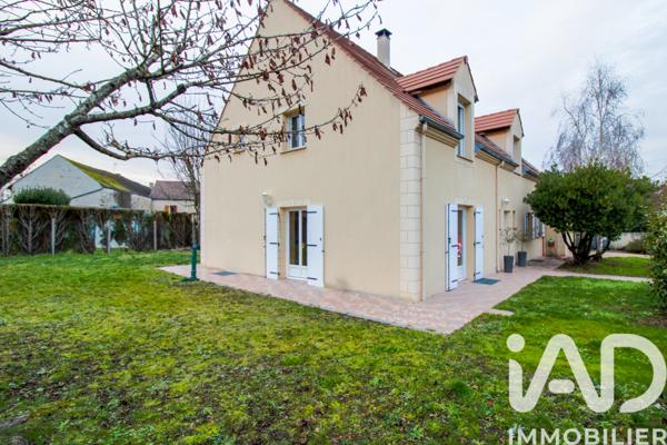 Maison à vendre 6 pièces 247 m² Flins-sur-Seine
