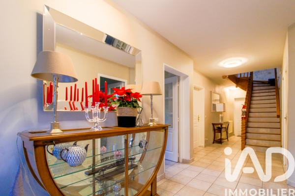 Maison à vendre 6 pièces 247 m² Flins-sur-Seine