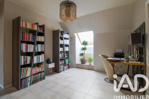 Maison à vendre 6 pièces 247 m² Flins-sur-Seine