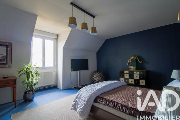 Maison à vendre 6 pièces 247 m² Flins-sur-Seine