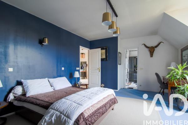Maison à vendre 6 pièces 247 m² Flins-sur-Seine
