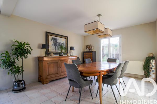 Maison à vendre 6 pièces 247 m² Flins-sur-Seine