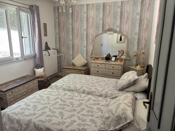 Maison, 3 chambres, Jardin 1079 m2