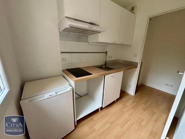 Appartement à louer 2 pièces 47.91m² Châteauroux (36000)
