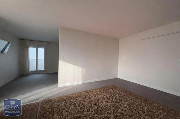 Appartement à louer 4 pièces 75.36m²