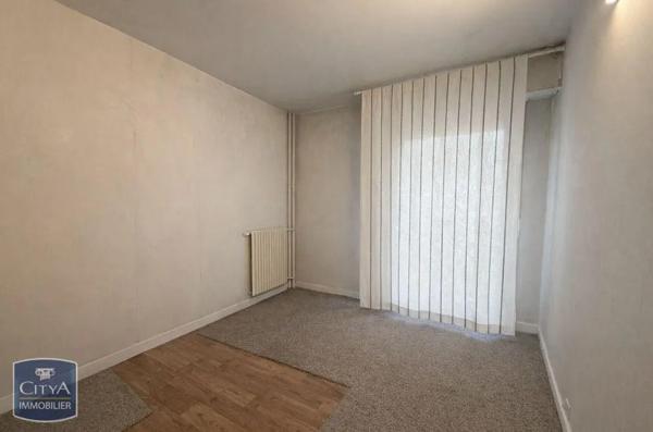 Appartement à louer 4 pièces 75.36m²