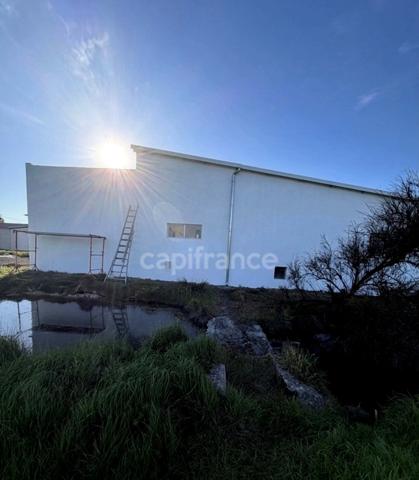 GARAGE SPACIEUX ET FONCTIONNEL