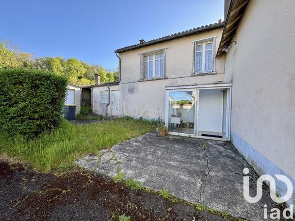 Maison de village 3 pièces de 72 m² à Saint-Loup-Lamairé (79600)