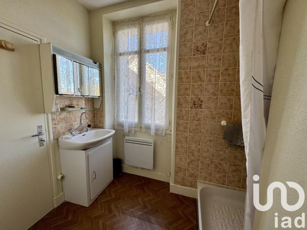 Maison de village 3 pièces de 72 m² à Saint-Loup-Lamairé (79600)