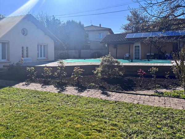 Maison plain pied  5 pièces à  Bordeaux-Caudéran