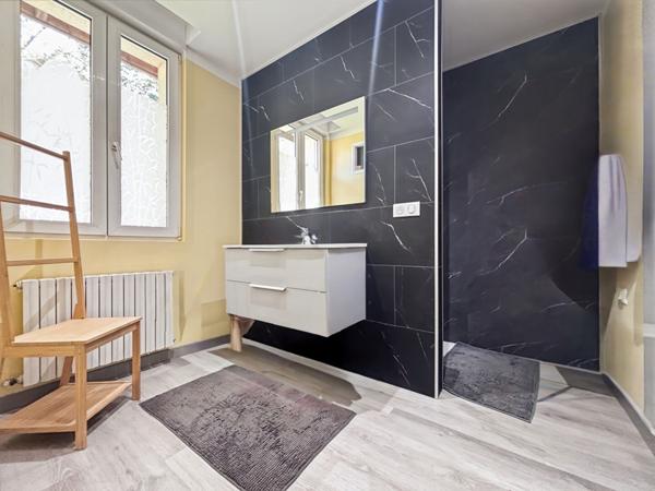 Maison plain pied  5 pièces à  Bordeaux-Caudéran