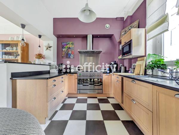 Maison 5 pièces - 140 m²