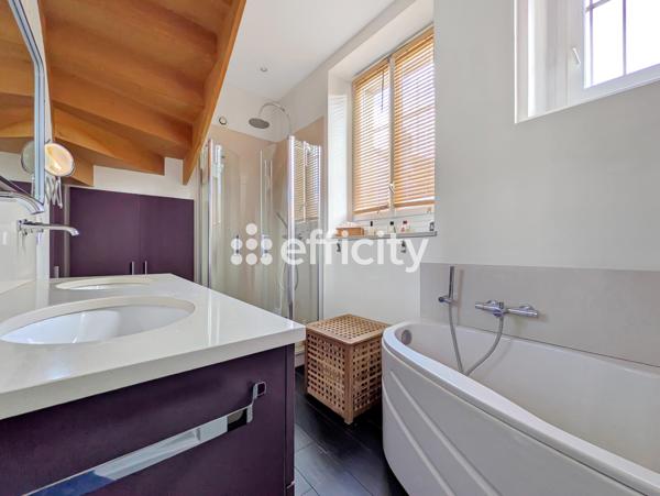 Maison 5 pièces - 140 m²