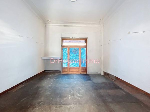 Commerce à louer 5 pièces de 202 m²