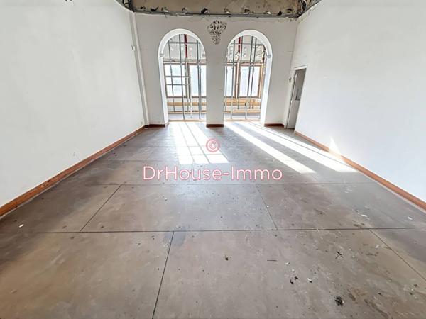Commerce à louer 5 pièces de 202 m²
