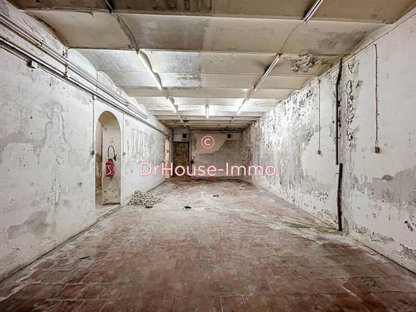 Commerce à louer 5 pièces de 202 m²