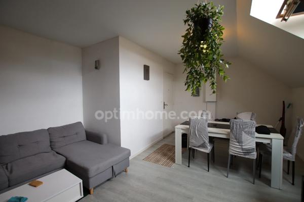 ST JEAN DE BRAYE, Appartement 3 pièces avec parking extérieur VENDU LOUE