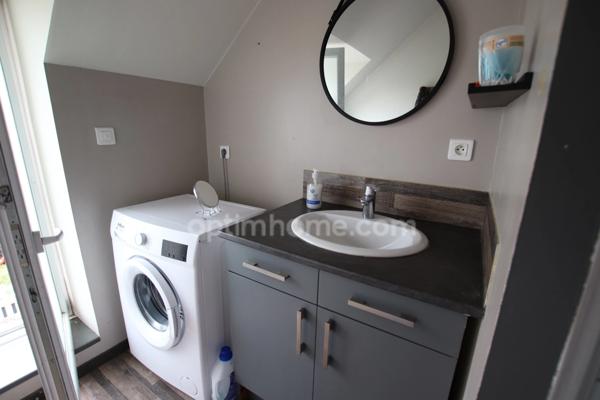 ST JEAN DE BRAYE, Appartement 3 pièces avec parking extérieur VENDU LOUE