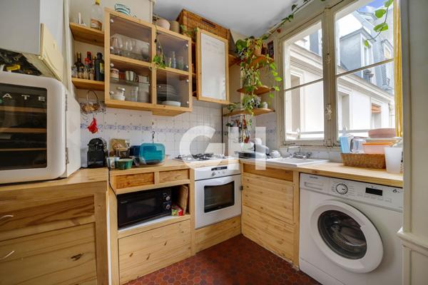 2 pièces traversant VOLTAIRE-GARDETTE