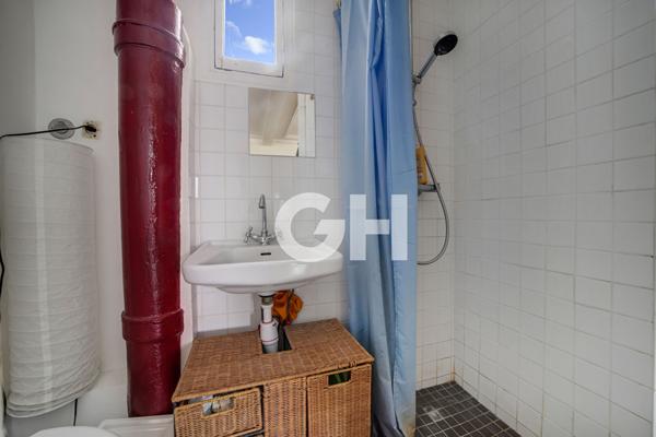 2 pièces traversant VOLTAIRE-GARDETTE