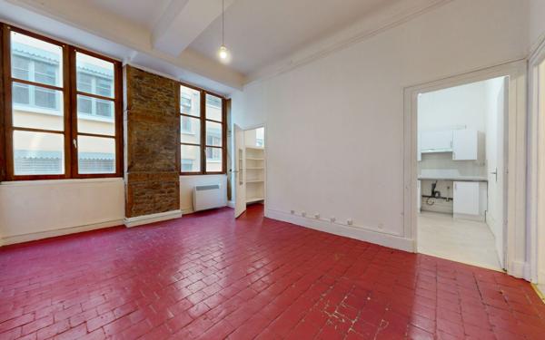 Appartement à vendre    2 pièces • 50,90 m2 Lyon 1