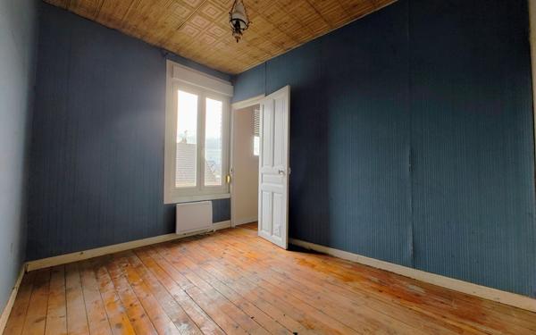 Maison à vendre    3 pièces • 78,47 m2 Saint-Quentin