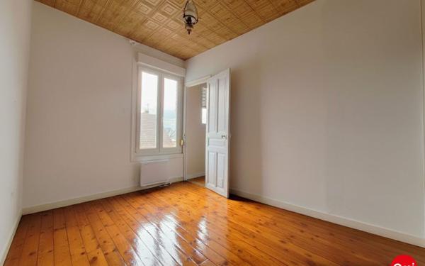 Maison à vendre    3 pièces • 78,47 m2 Saint-Quentin