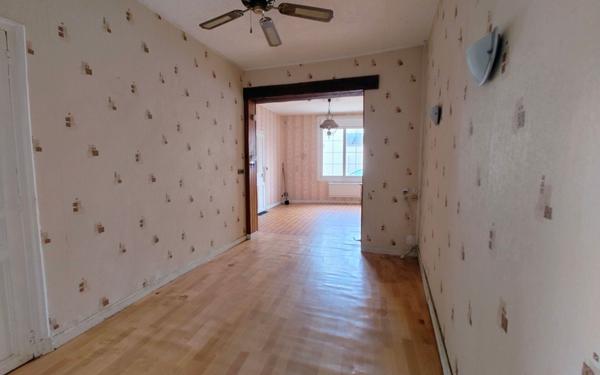 Maison à vendre    3 pièces • 78,47 m2 Saint-Quentin