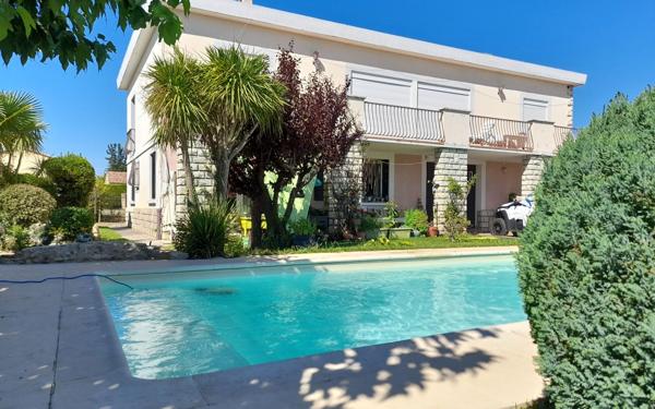 Maison à vendre    7 pièces •  Oraison