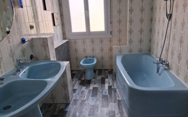 Maison à vendre    7 pièces •  Oraison