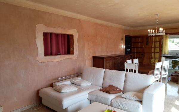 Maison à vendre    7 pièces •  Oraison