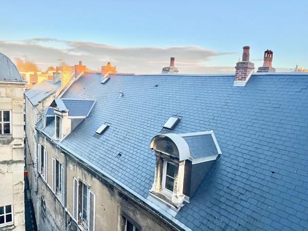 Appartement Caen 1 pièce(s) 24.44 m2 carrez - quartier St Sauveur - dernier étage - vendu libre