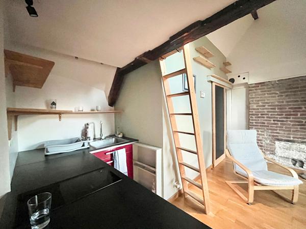 Appartement Caen 1 pièce(s) 24.44 m2 carrez - quartier St Sauveur - dernier étage - vendu libre
