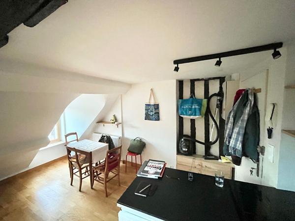 Appartement Caen 1 pièce(s) 24.44 m2 carrez - quartier St Sauveur - dernier étage - vendu libre