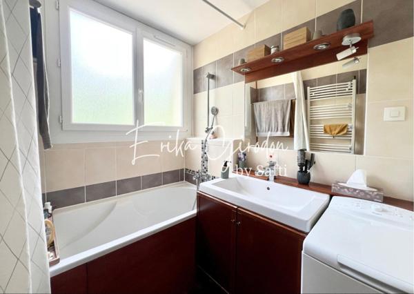 Appartement T4 de 85 m² - cave et stationnement